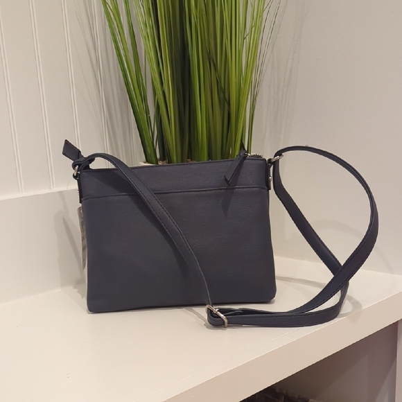 Sleek Blue Crossbody Bag with Adjustable Strap - Picture 1 of 1